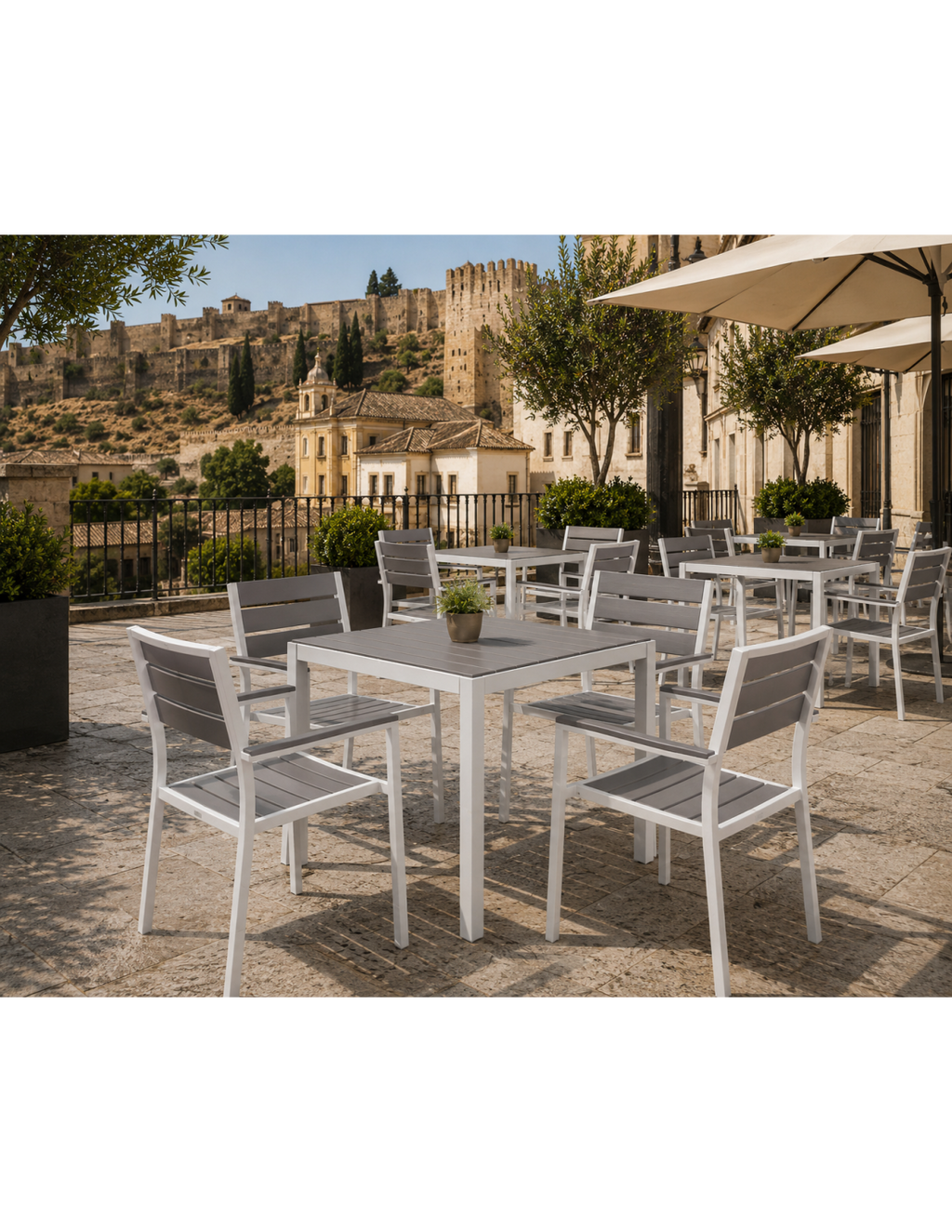 Cadeirão GARIBALDI, metal branco, polywood cinza
