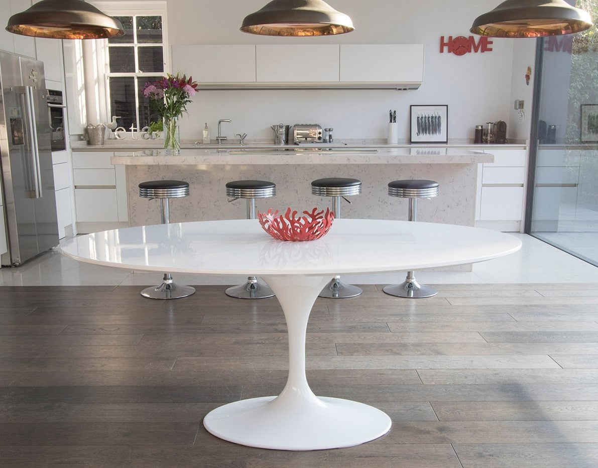 Mesa TUL, fibra de vidro, tampo lacado branco, 180 x 108 cms